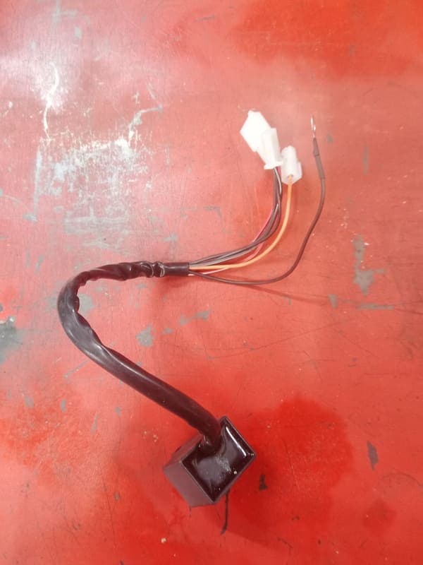 Boitier CDI Yamaha PW 50 — photo 1/3