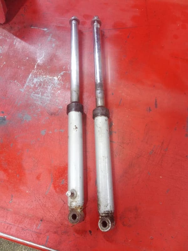 tubes de fourche Yamaha PW 50 — photo 1/3