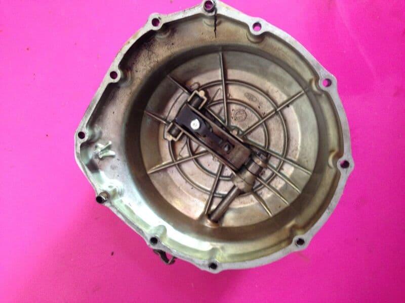 Carter d’embrayage Honda 750 CB K rc04 — photo 2/2