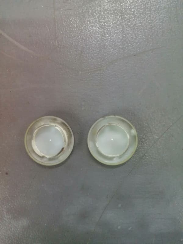Bouchons de cadre Kawasaki 500 ER5 — photo 2/2