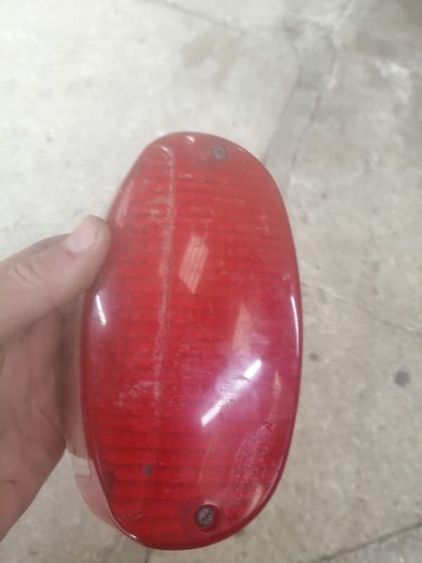 Cabochon de feu arrière Kawasaki 500 ER5 — photo 1/2