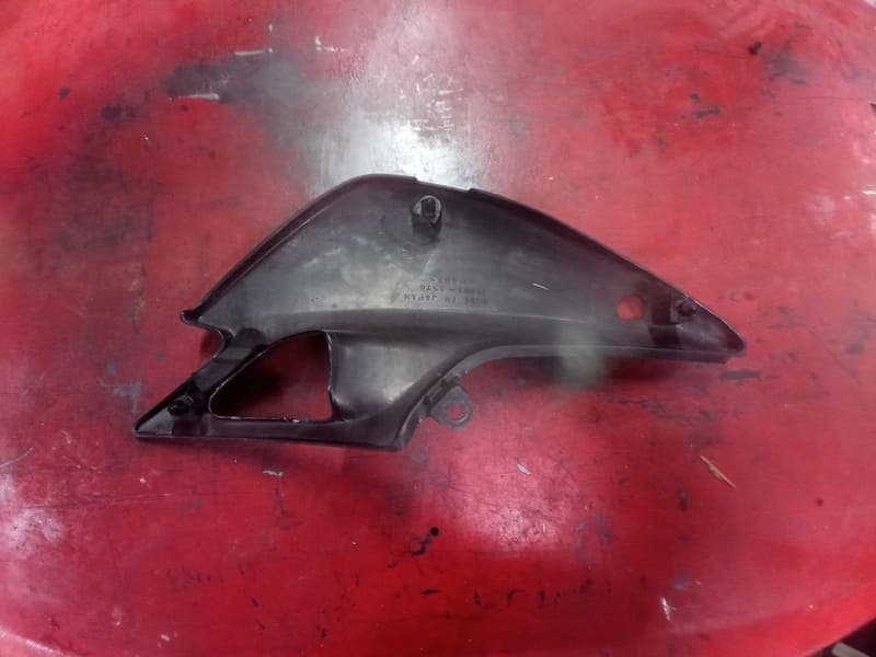 carénage latéral droit, flanc de selle Kawasaki 500 ER5 — photo 2/2