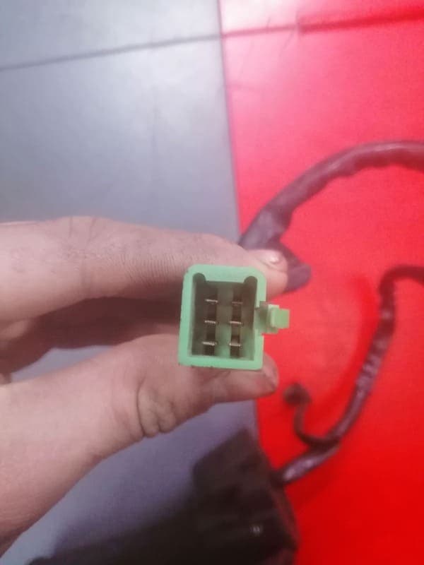 commodo droit avec tube de gaz poignée d’accélérateur Kawasaki 500 ER5 — photo 2/2