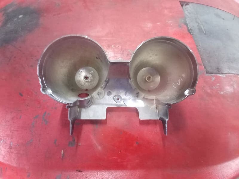 Cuvelage coque couvercle arrière de compteur Kawasaki 500 ER5 — photo 2/2