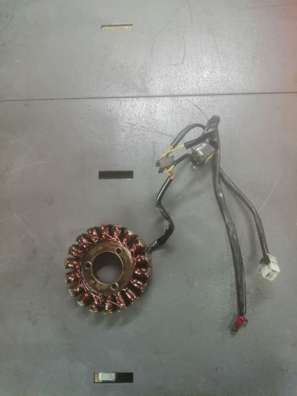 Stator d’alternateur Kawasaki 500 ER5 — photo 1/1