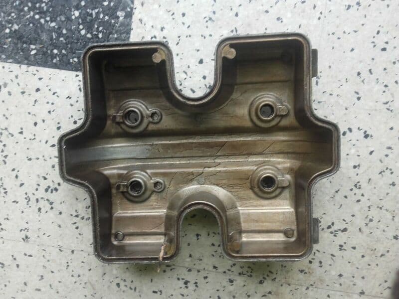 Couvre culasse avant cache culbuteur 750 VF S Sabre rc07 — photo 2/2