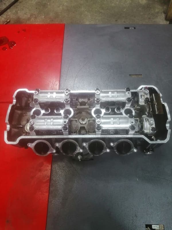 Culasse Kawasaki Z1000 2013 — photo 1/4