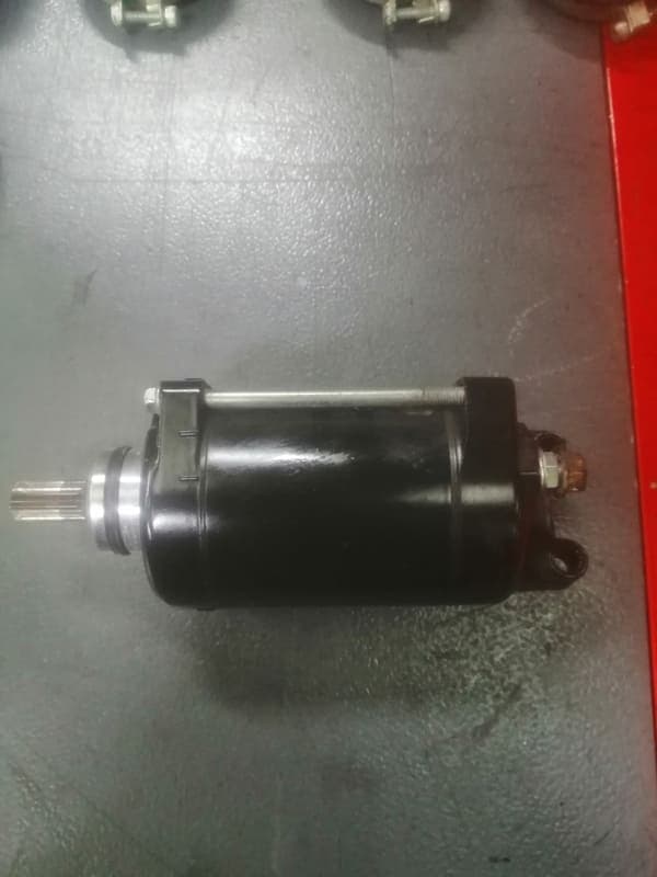 Démarreur Kawasaki Z1000 2013 — photo 1/1