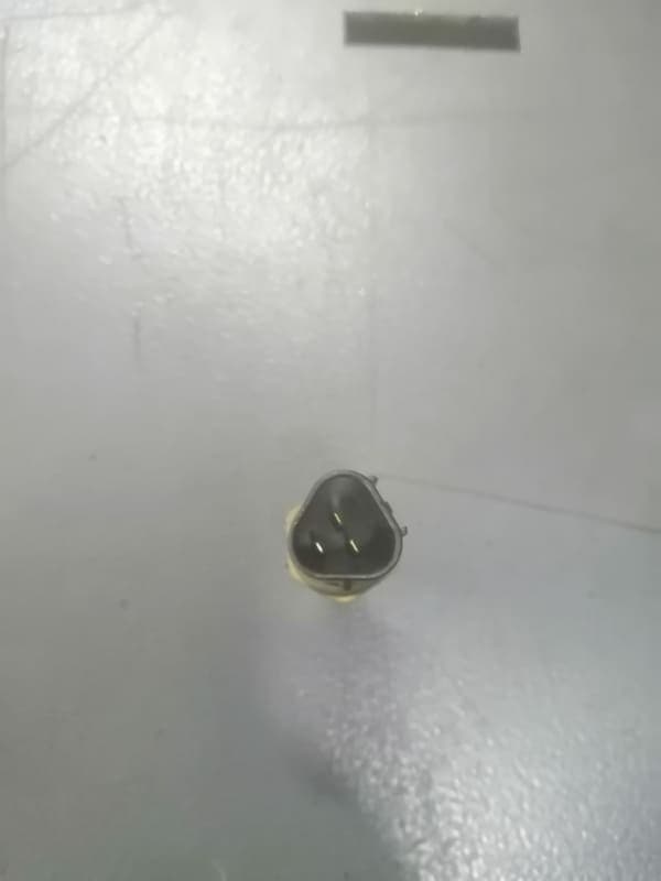 Sonde de température Kawasaki Z1000 2013 — photo 2/2