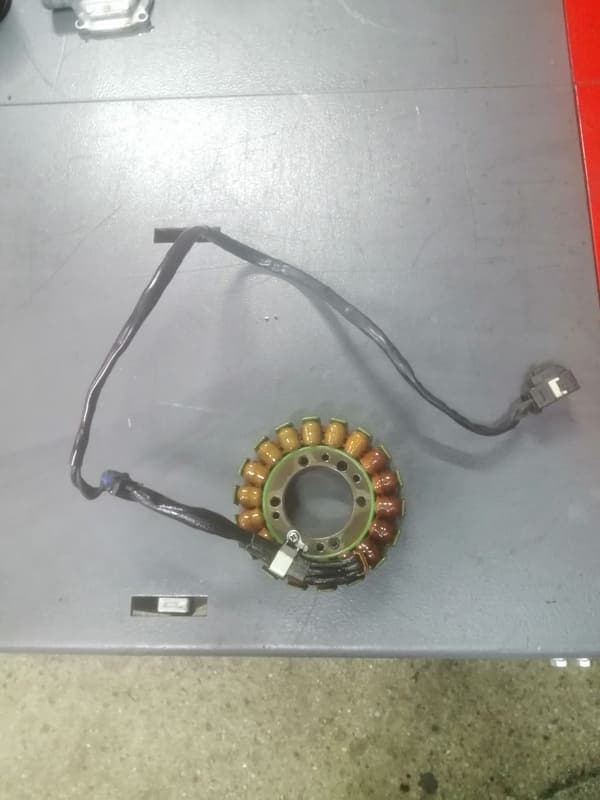 Stator d’allumage alternateur Kawasaki Z1000 2013 — photo 1/1
