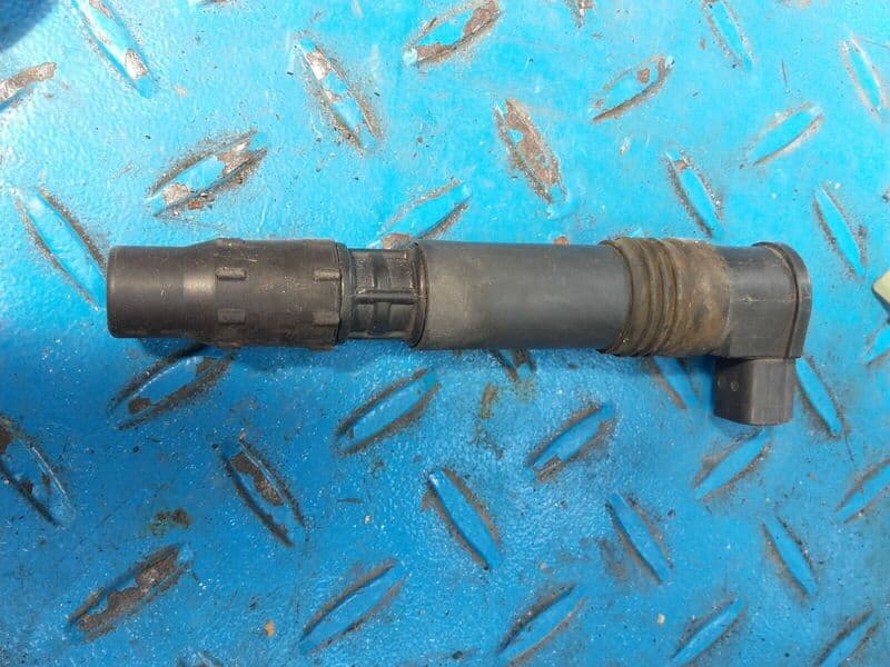Bobine d’allumage 129700-3881 Honda 954 CBR 02-04 — photo 1/2