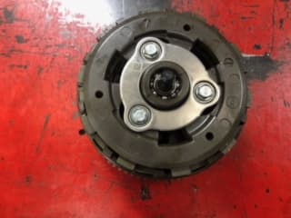Embrayage complet (cloche, noix, plateau, disques,…) KTM 790 Duke — photo 1/3