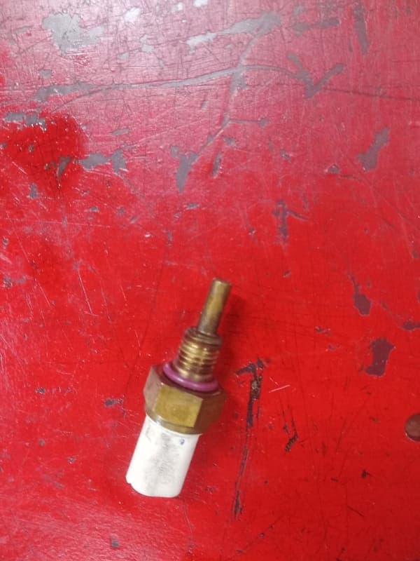 Sonde de température KTM 790 Duke — photo 1/1