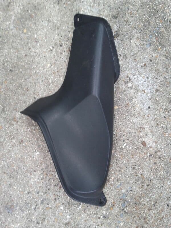 Carénage intérieur droit Honda 954 CBR 02-04 — photo 1/2