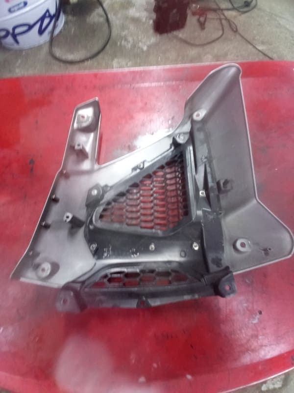 Carénage latéral flanc écope gauche Yamaha 1200 XTZ Super Ténéré 10-13 — photo 3/3