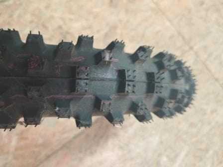 pneu 60/100-14 Bridgestone M203 AVANT neuf — photo 1/2
