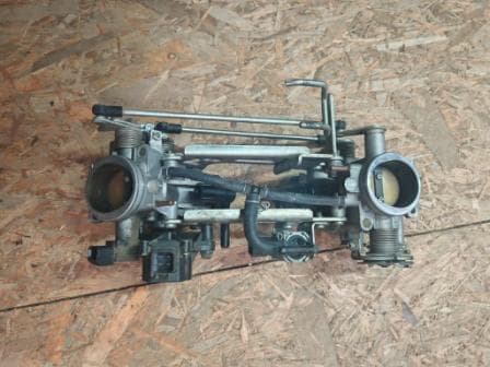 Rampe d’injection complète Suzuki 650 DL V-strom ABS 2020 — photo 2/4