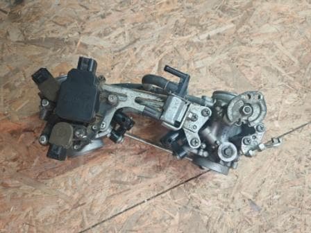Rampe d’injection complète Suzuki 650 DL V-strom ABS 2020 — photo 4/4