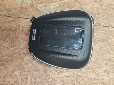 Sacoche de réservoir Triumph 675 Street Triple R 2012 — photo 1/3