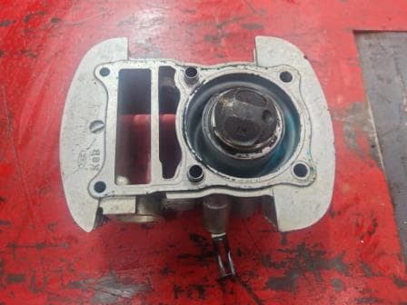 Cylindre et piston Honda 125 XL Varadero (Copie) — photo 2/4
