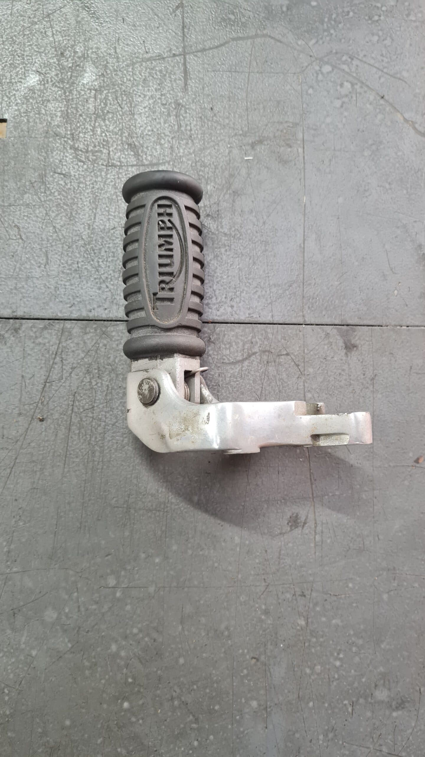 Platine de cale pied droit Triumph 900 Thunderbird — photo 3/3