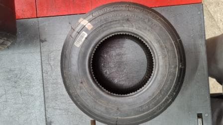 lot de 4 pneus de karting kart, 2 avant 10×4-5 et 2 arrière 11×5-5 — photo 2/3