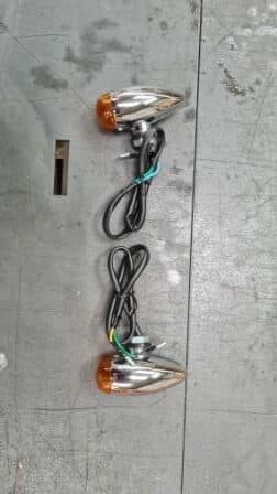 Paire de clignotants chromés universels (Type mash TT40) — photo 1/1
