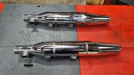 Paire de silencieux d’échappement d’origine Harley-Davidson 1200 Sportster — photo 2/2