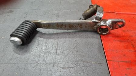 Pédale de frein arrière Yamaha 600 FZS Fazer — photo 1/1
