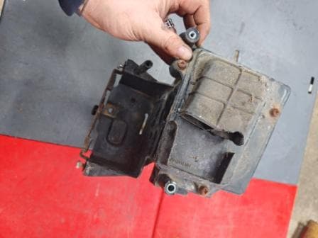 Boite à air Honda 400 CBX CB X nc07 — photo 4/4