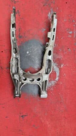 Bras oscillant Honda 400 CBX CB X nc07 — photo 2/2