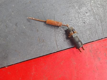 contacteur de frein arrière Honda 400 CBX CB X nc07 — photo 1/1
