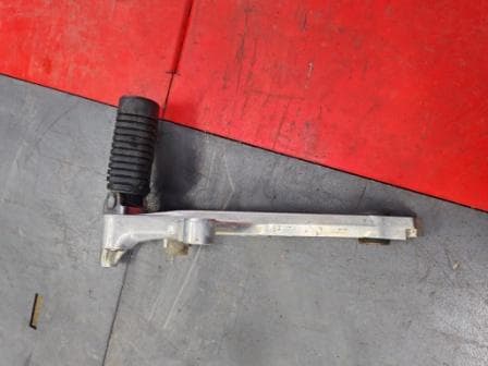 Platine de cale repose pied droit droite Honda 400 CBX CB X nc07 — photo 3/3