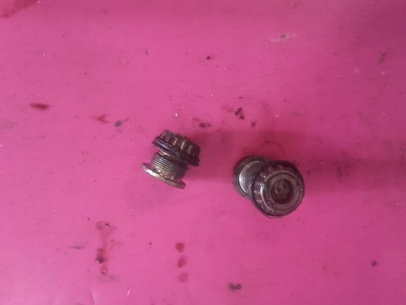 Axe de bras oscillant Honda 1100 ST Pan European SC26 — photo 2/2