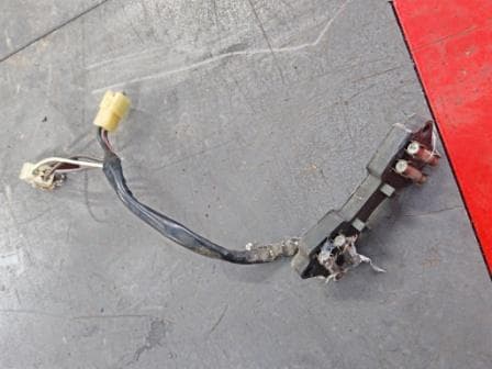 Boitier porte fusibles Honda 400 CBX CB X nc07 — photo 1/1