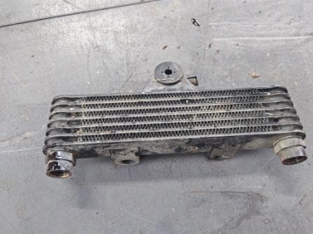 Radiateur d’huile Honda 400 CBX CB X nc07 — photo 1/1