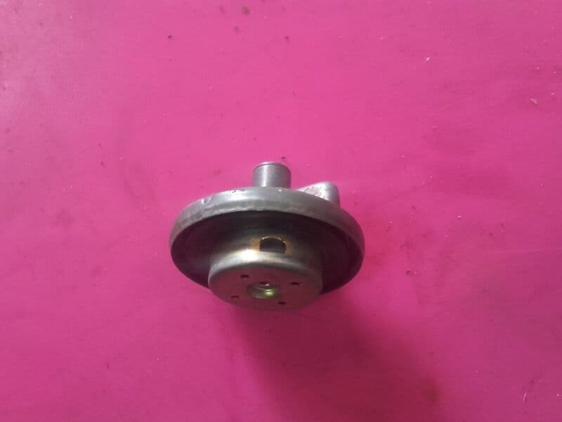 Bouchon de reservoir d’essence Honda 1100 ST Pan European SC26 — photo 2/2