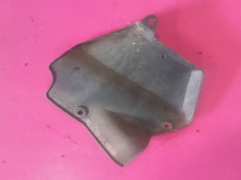 Carénage cache repose pied lateral droit Honda 1100 ST Pan European SC26 — photo 2/2