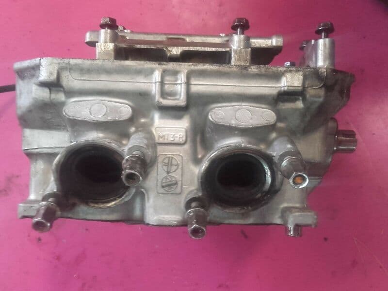 Culasse droite Honda 1100 ST Pan European SC26 — photo 4/4