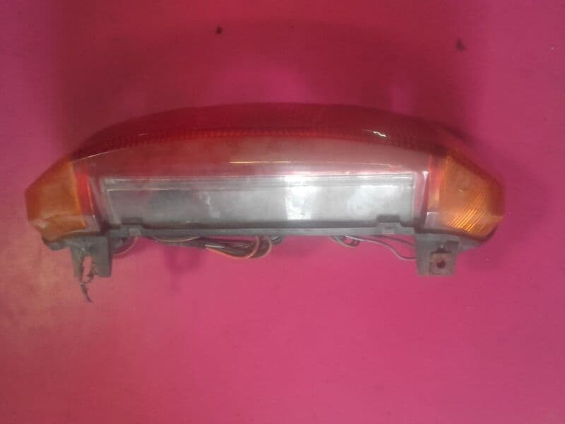 Feu arrière Honda 1100 ST Pan European SC26 — photo 2/3