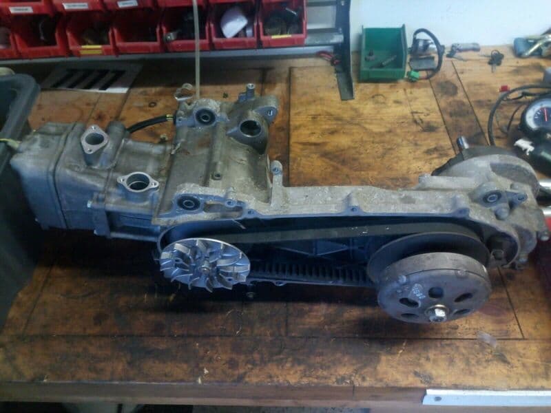 Moteur et transmission complet Honda 125 SH 01-04 jf09a — photo 1/3