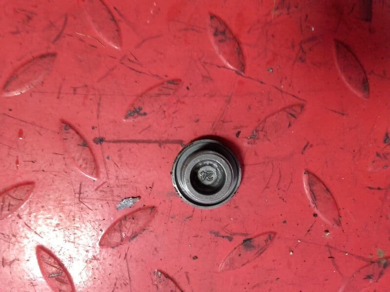 Bouchon de remplissage carter d’huile Kawasaki 250 KXF 04-05 — photo 2/2