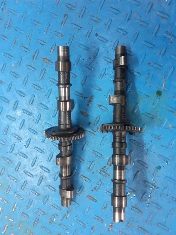 Arbres à cames Kawasaki 550 GPZ zx550a — photo 1/1