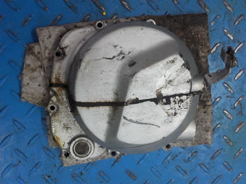 Carter d’embrayage Kawasaki 550 GPZ zx550a — photo 1/2