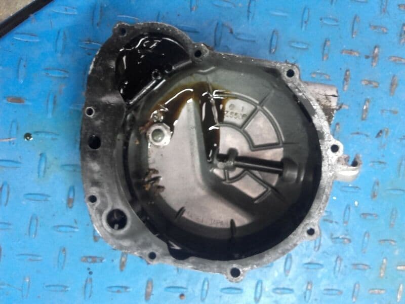 Carter d’embrayage Kawasaki 550 GPZ zx550a — photo 2/2