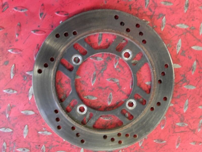 Disque de frein arrière Kawasaki 550 Zephyr ZR550B — photo 1/1