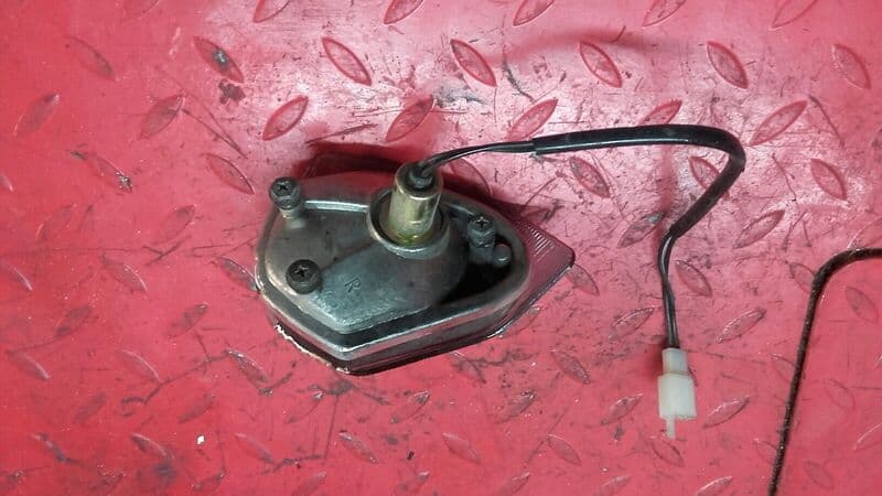 Clignotant arrière droit fume fumé Kawasaki 600 ZZR — photo 2/2
