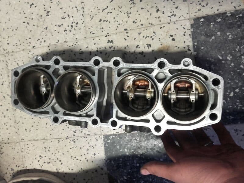Cylindres pistons Kawasaki 600 ZZR zx600e — photo 3/3
