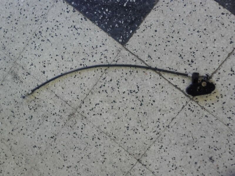 Mécanisme d’ouverture de selle cable Kawasaki 600 ZZR — photo 1/1