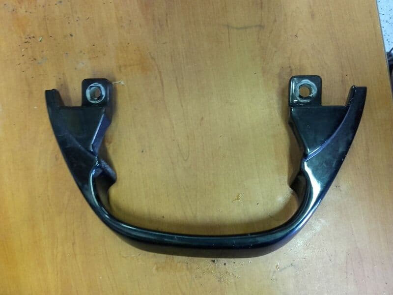 Poignée de maintien passager Kawasaki 600 ZZR zx600e — photo 1/2